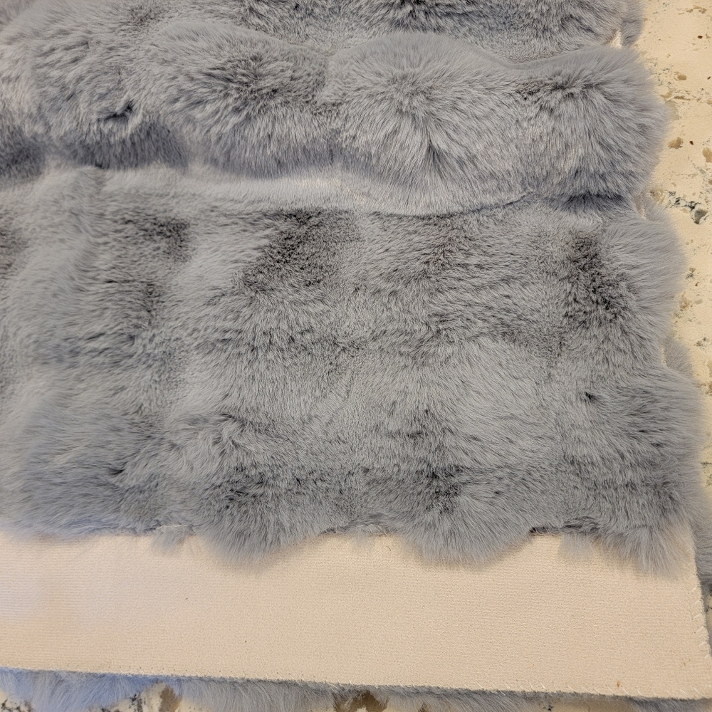 ONE Insun Light‎ Gray Soft Fluffy Area Rug Non Shedding Washable 2 x 4 - Picture 6 of 9